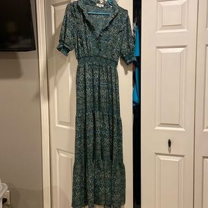 Green maxi dress
